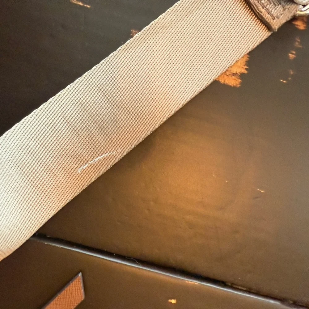 DKNY Brown and Cream Crossbody Bag - Picture 5 of 8